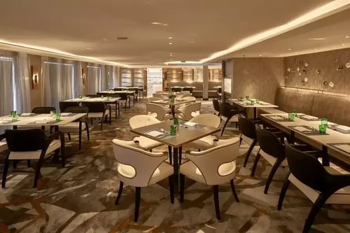 Riverside_Mozart_Main_Restaurant_-0445_comp-1